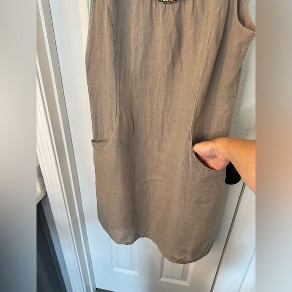 Lina Tomei 100% Linen Beaded Round Neck Sheath Dress Pockets Size Large Taupe - Picture 5 of 11